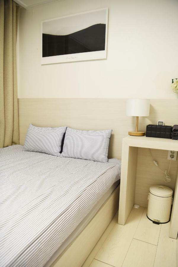 Jw Stay In Hongdae Seoul Exterior foto